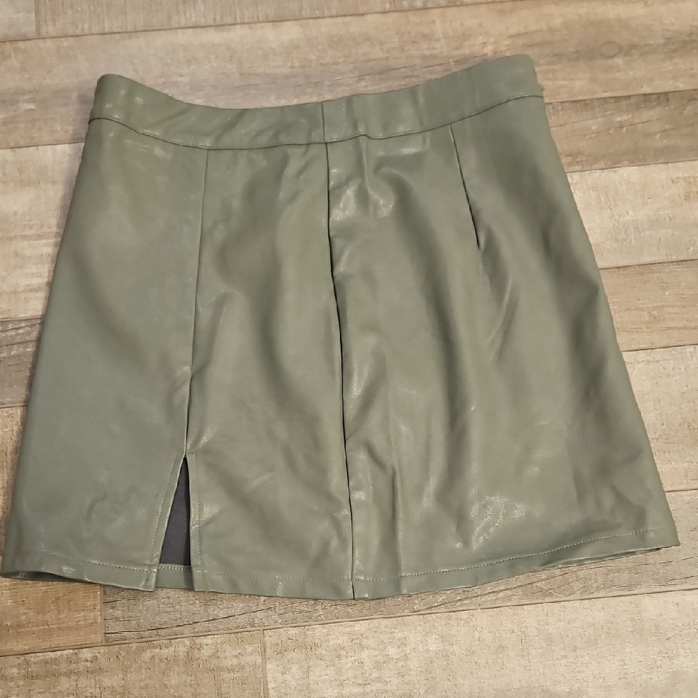 Pink Lily Olive Leather Skirt